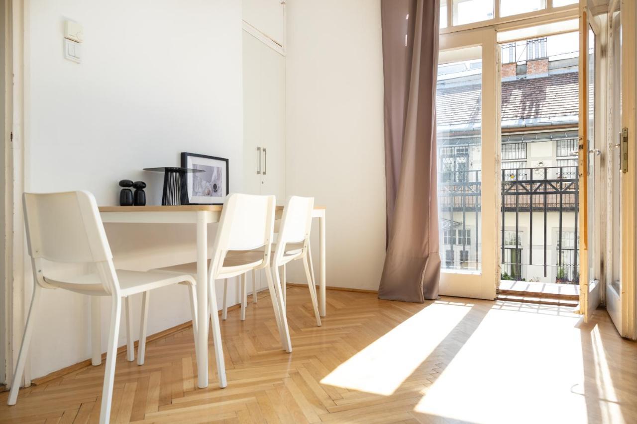 W25 Smart Apartment Budapest Exterior photo